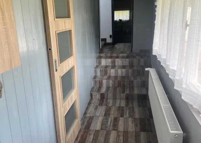 Na Mytine بيت للعطل Čeladná